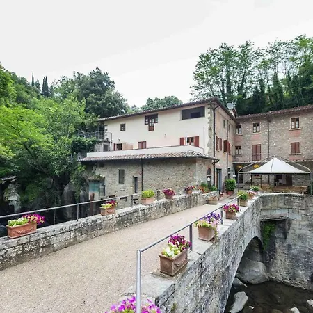 Apartment In Loro Ciufferna Near Cafe *