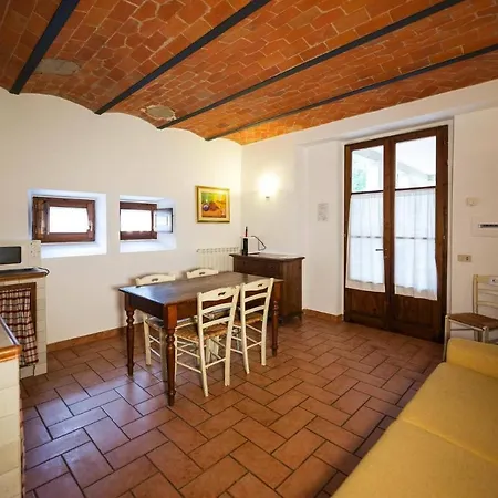 Apartment In Loro Ciufferna Near Cafe *